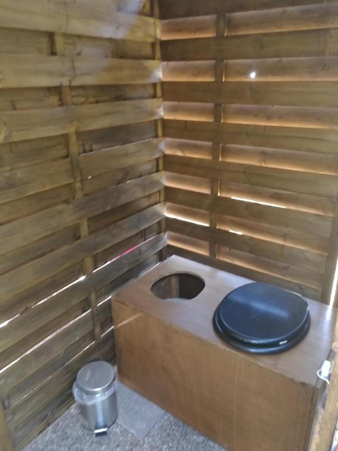 Tente Insolite 1 A 5 Personnes Plouray Exterior foto